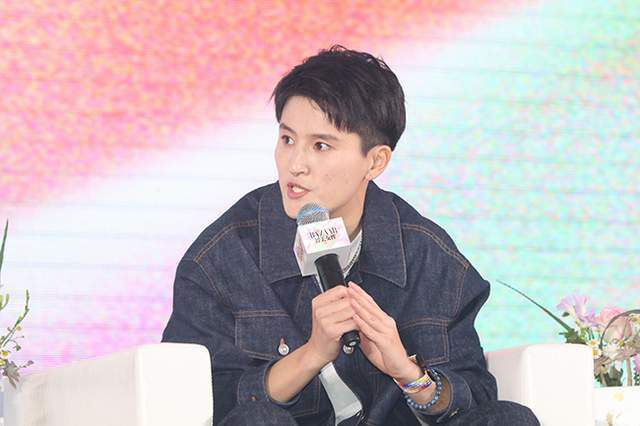 约翰尼·德普饰演著名的“贵族”大盗查理 《极盗行动》曝终极预告 真实犯罪奇案10.22上演 2021-10-14 10月14日，阿根廷年度本土电影票房冠军、犯罪喜剧电影《极盗行动》发布“三十六计”版终极预告及终极海报，影片将于10月22日登陆各大院线。